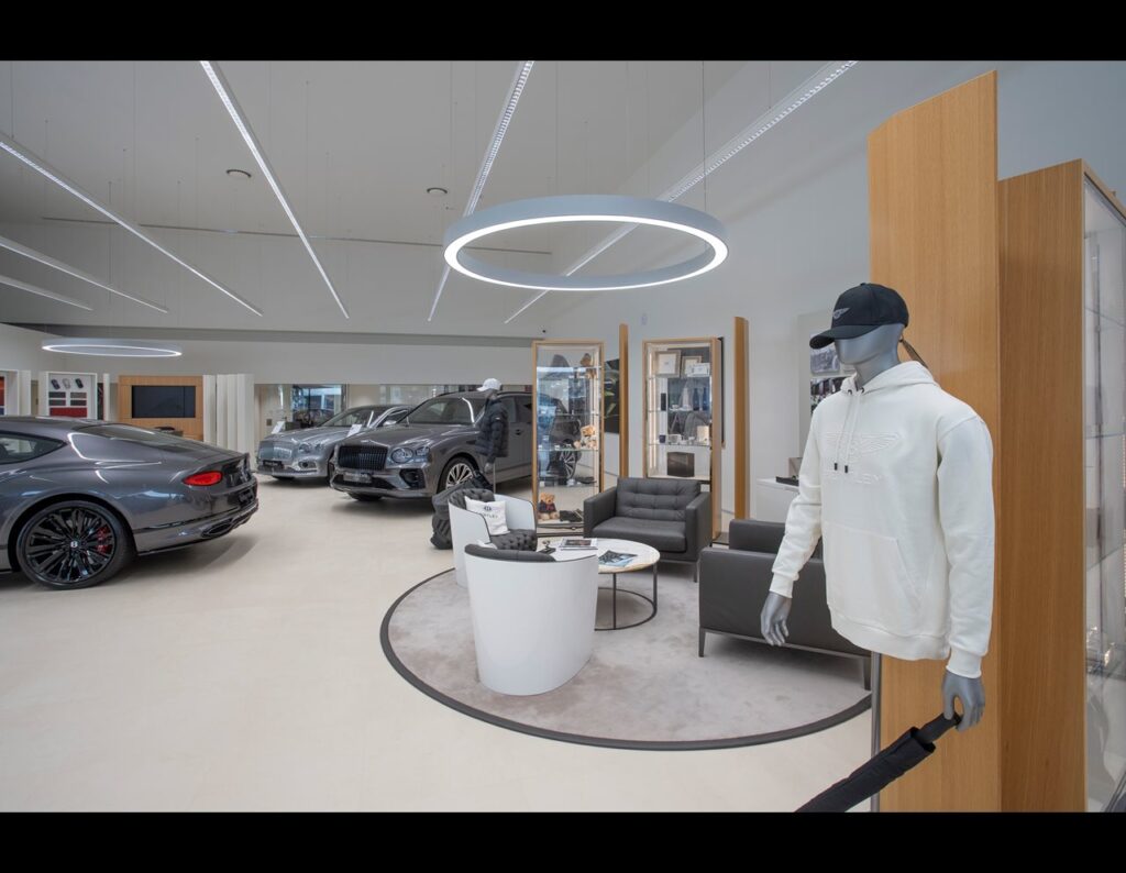 Bentley Motors debuts its new Porto showroom, offering luxury vehicle displays, bespoke customization, and the Portuguese launch of the Continental GT in a premier retail hub.