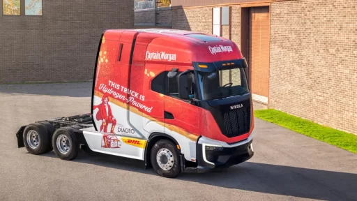 DHL Supply Chain and Diageo North America introduce hydrogen fuel cell trucks to Diageo’s Illinois fleet, advancing their commitment to sustainable, zero-emission logistics solutions.