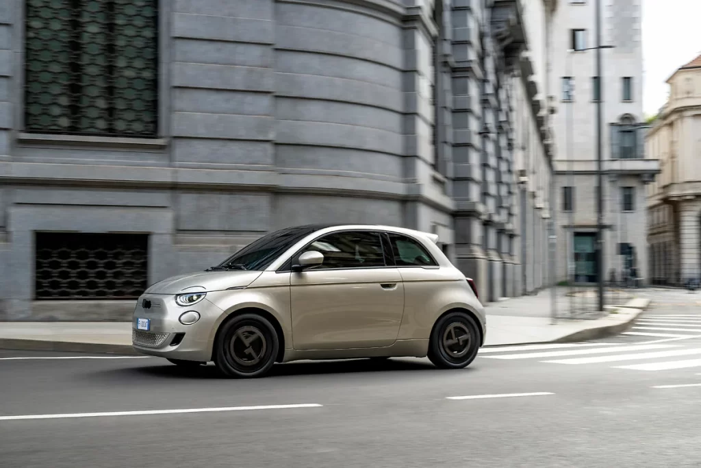 FIAT unveils the luxurious 500e Giorgio Armani Collector’s Edition, combining Italian craftsmanship with sustainability. Now available for order in Europe, global expansion set for 2025.