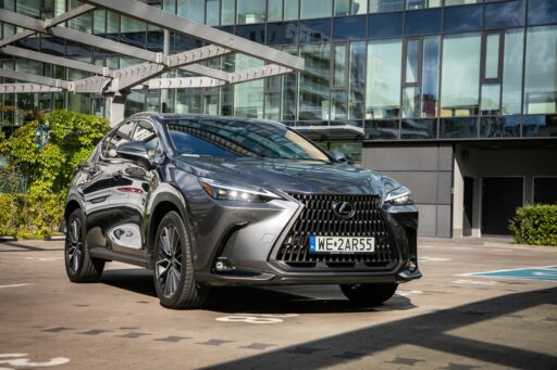 The Lexus NX 450h+ wins Best Large Plug-in Hybrid at the Carbuyer Awards for a third year, praised for performance, luxury, and up to 98 km electric-only urban range.