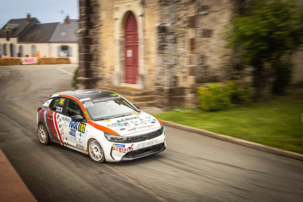 Luca Pröglhöf wins the 2024 ADAC Opel Electric Rally Cup title after a strong second-place finish at Rallye Coeur de France, with one race left in the season.