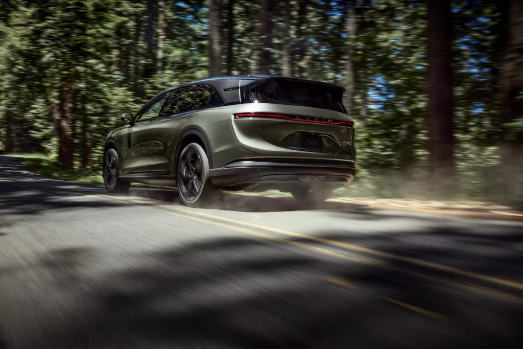 Lucid Gravity pre-orders start November 7, 2024, bringing luxury EV performance, over 800 horsepower, and seating for seven in a spacious SUV with a 440-mile range.