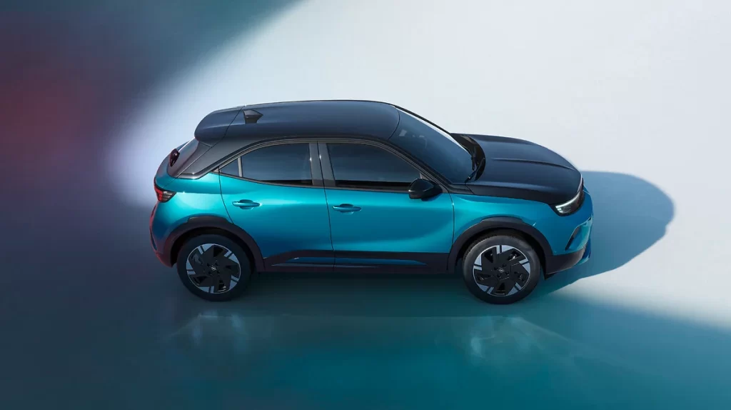 Opel unveils the bold new Mokka, featuring advanced digital tech, electrified options, and sleek design. Starting at €26,740, the Mokka offers petrol, hybrid, and electric models.