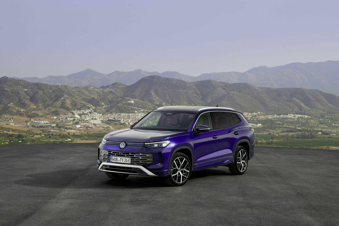 Volkswagen unveils the new Tayron, a versatile SUV with up to seven seats, hybrid options, and premium features, ideal for families and adventurers. Pre-sales start October 10.