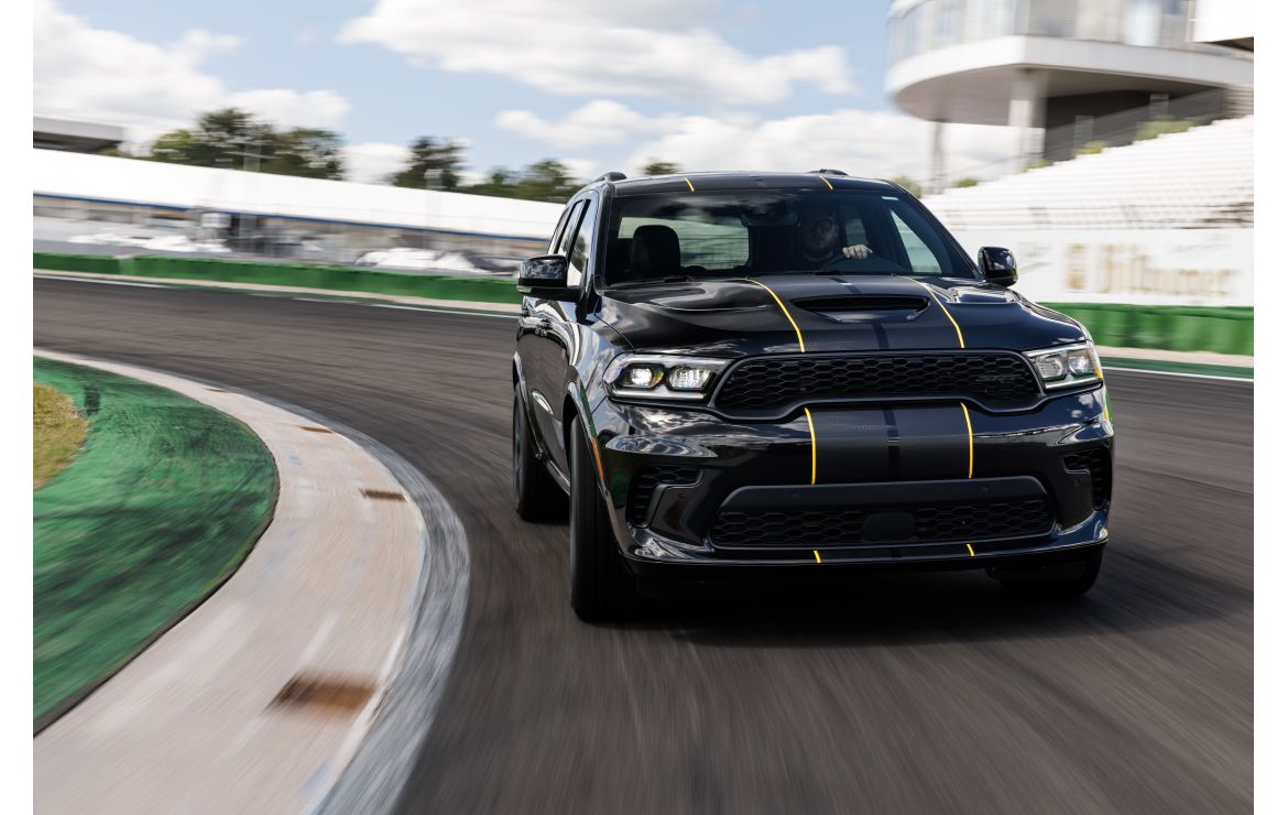 The 2024 Dodge Durango SRT 392 AlcHEMI honors the final 6.4L V8 with 475 hp, bold design, luxury features, and limited production of 1,000 units in four exclusive colors.