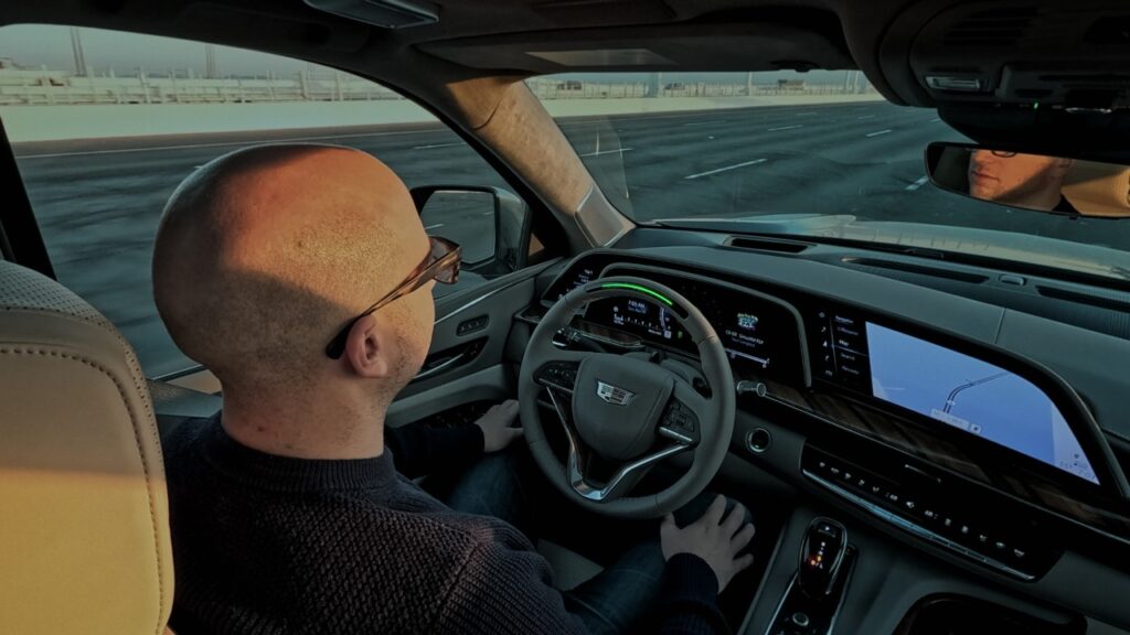 General Motors sets a record with the largest hands-free caravan, showcasing 20 Super Cruise-enabled vehicles crossing San Francisco's Bay Bridge in a groundbreaking demonstration.