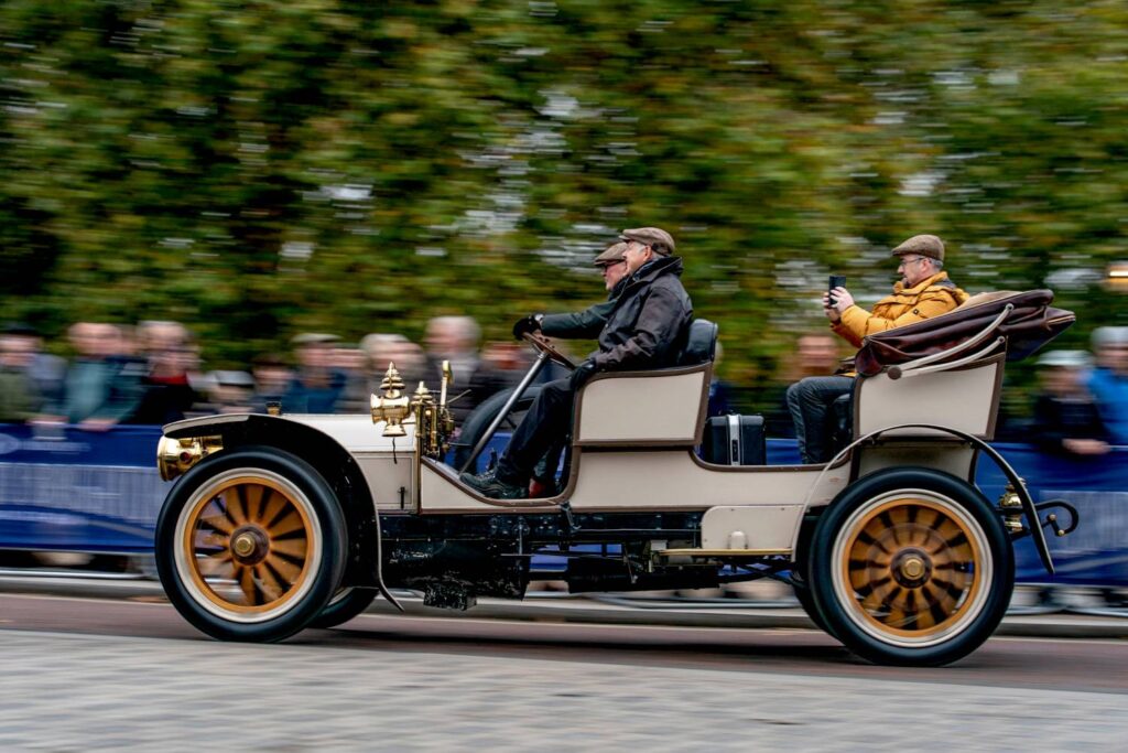 Experience history in motion as a 120-year-old Mercedes-Simplex completes the iconic 96-km London to Brighton Veteran Car Run, celebrating timeless engineering and classic style.