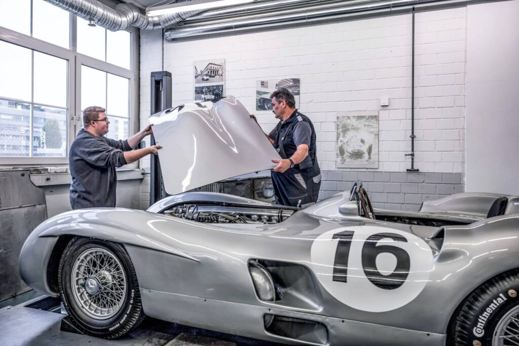 The legendary 1954 Mercedes-Benz W 196 R Streamliner, a motorsport icon driven by Fangio and Moss, will be auctioned in Stuttgart on February 1, 2025, by RM Sotheby’s.