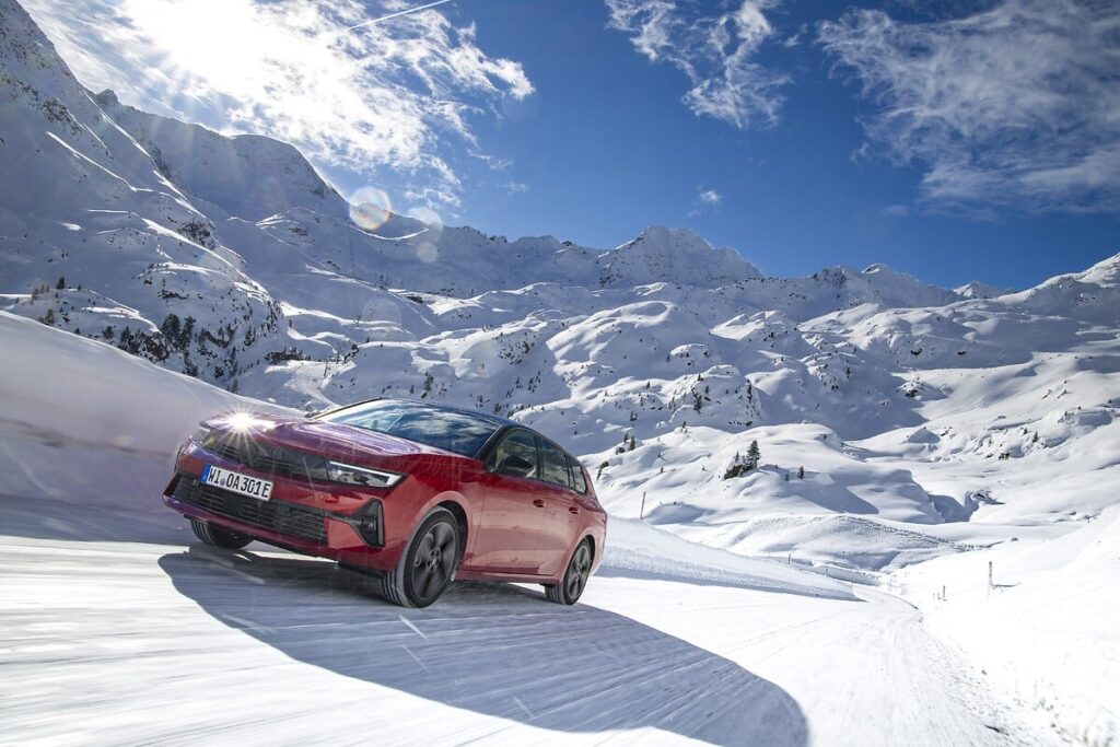 Opel Astra GSe and Electric models deliver sporty performance, advanced tech, and spacious versatility, making them perfect for eco-friendly and dynamic winter adventures.