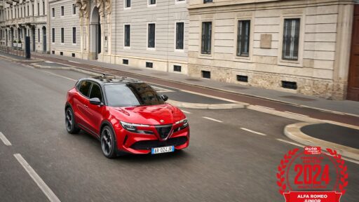 The Alfa Romeo Junior, crowned Car of the Year 2024 by Auto Motor & Sport Sweden, wins 26% of votes, showcasing Italian passion and innovation ahead of its Swedish debut.