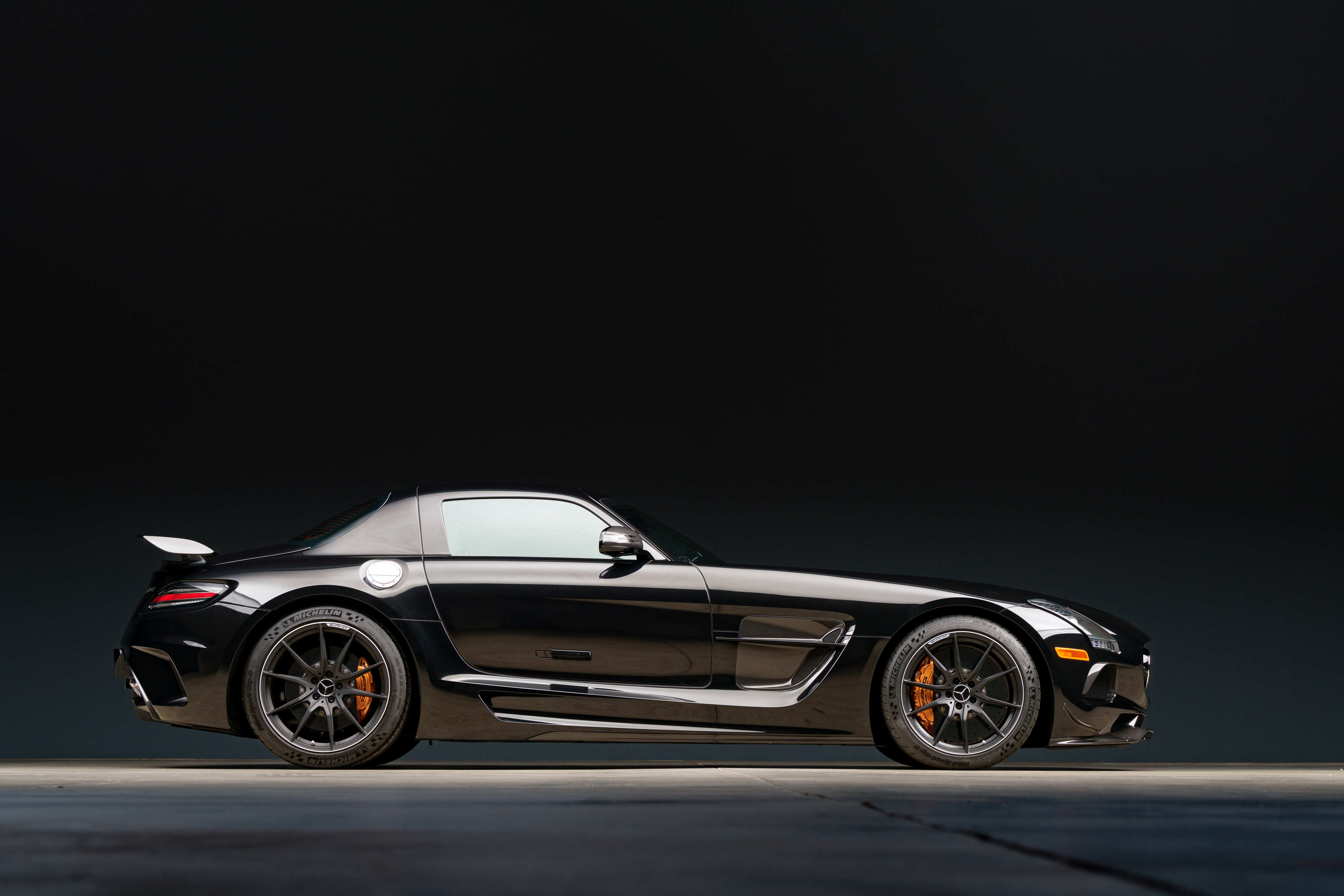 A rare 2014 Mercedes-Benz SLS AMG Black Series, with under 500 miles on the clock, is up for sale at £675,000. This 196mph supercar is one of just 132 in the U.S.!