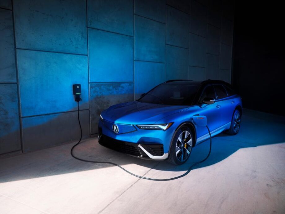Honda Makes History with All-Electric Fleet Escorting 2025 Rose Parade ...