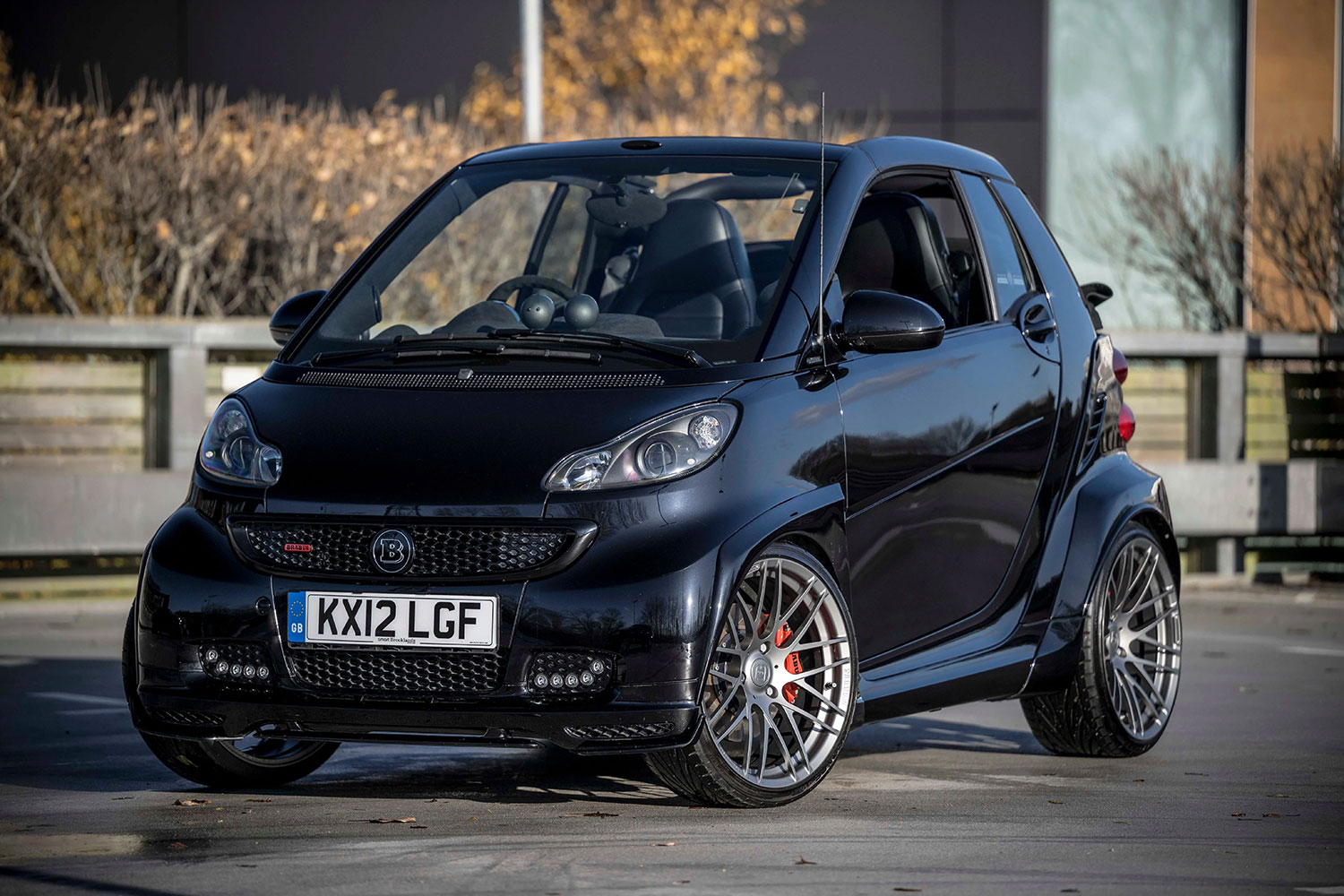 Simon Cowell’s rare 2012 Brabus Smart Car, #1 of 120, hits the auction block. With only 15,452 miles and celebrity ownership, it’s expected to fetch £18,500.