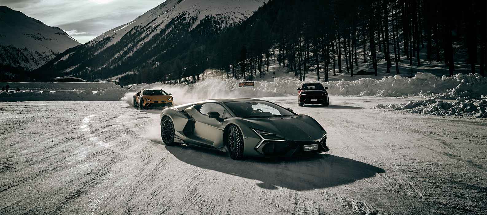 Celebrate 10 years of Accademia Neve with Lamborghini’s ultimate ice and snow driving experience in Livigno, featuring the Urus SE and Revuelto from January 25 to February 6.