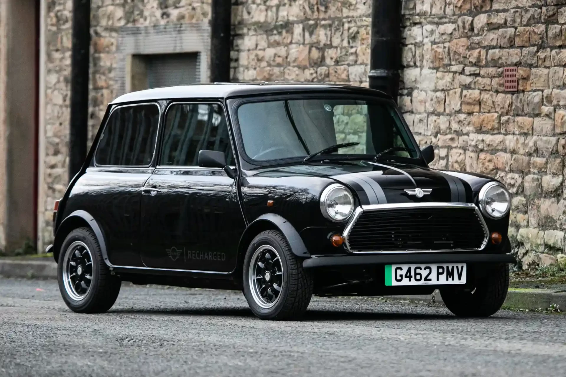 Chris Rea's electric Mini, inspired by 'Driving Home for Christmas,' is up for auction at £35K. Proceeds support Refuge's fight against domestic abuse. Unique opportunity!