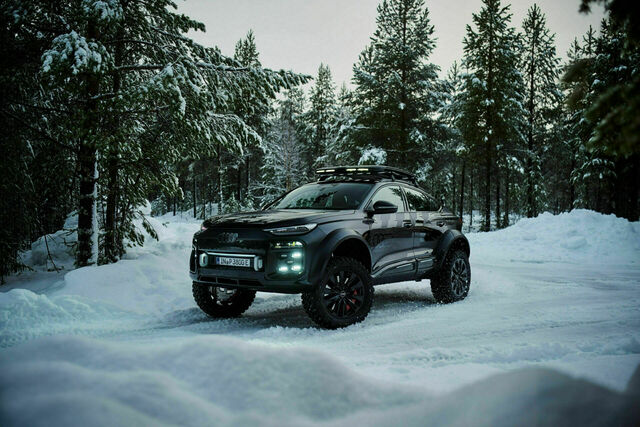 Audi reveals the Q6 e-tron offroad concept, blending bold design, advanced portal axles, and 380 kW power for unmatched off-road performance on the Premium Platform Electric.