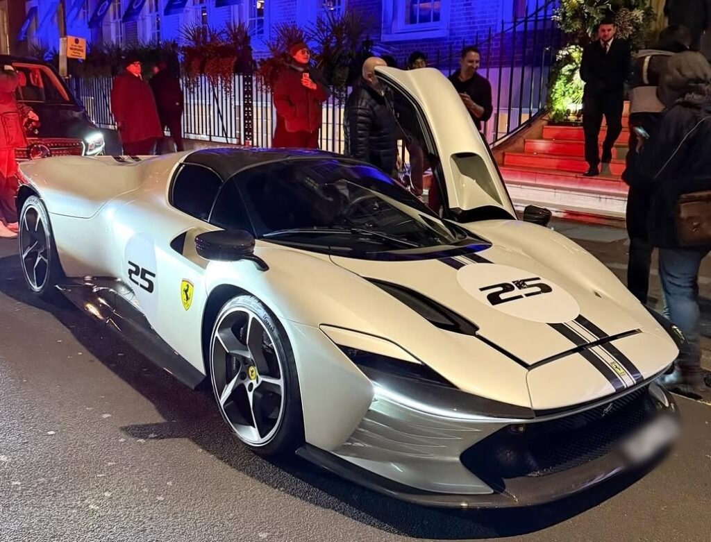 Gordon Ramsay let a young fan sit in and rev his £4m Ferrari Daytona SP3 outside his London restaurant. The heartwarming moment quickly went viral online.