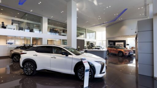 Lexus expands in Poland with a new showroom in Gliwice, offering premium sales, service, and financing, embodying the brand’s signature Omotenashi hospitality.