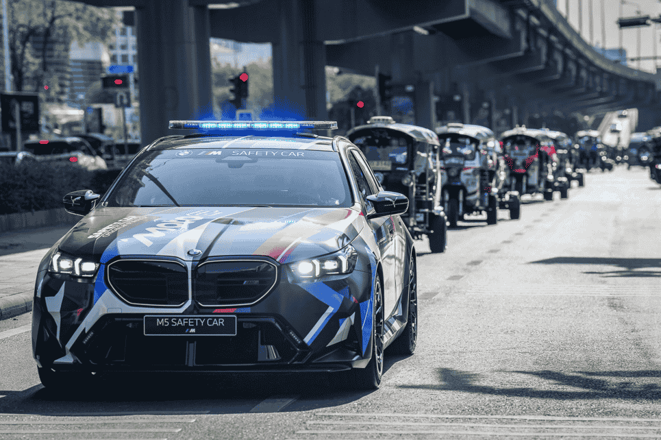 MotoGP kicks off 2025 in Bangkok with a fan event unveiling the new BMW M5 Touring MotoGP Safety Car, featuring a powerful M HYBRID powertrain and racetrack-ready design.