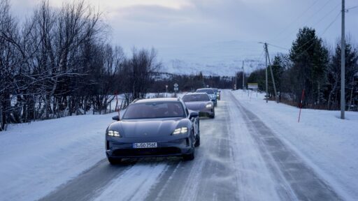 Porsche’s all-electric Macan and Taycan Cross Turismo tackle a 1,500 km Arctic road trip, proving their performance and range at the world’s northernmost fast charger.