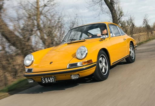 A 1967 Porsche 911 S once owned by late F1 champion Jochen Rindt is set for auction. Restored to its original Bahama Yellow, it could fetch over £250,000.