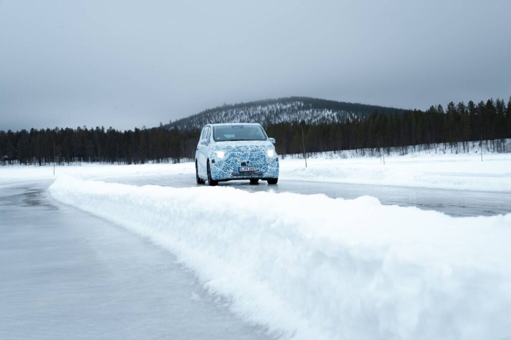 Mercedes-Benz tests its next-gen MPVs in Arctic conditions, refining all-wheel drive, rear-axle steering, and EV efficiency ahead of their 2026 launch.