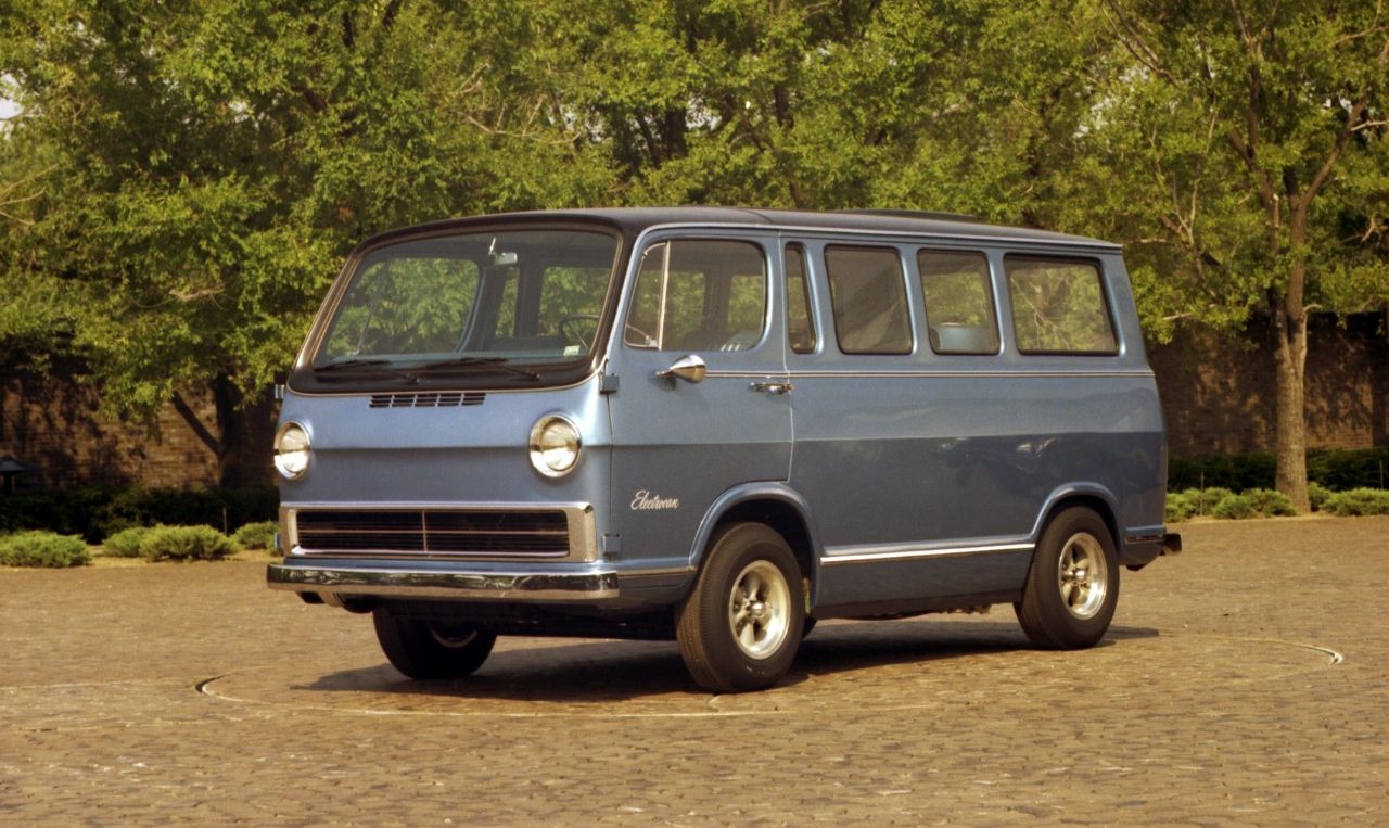 Discover the story of GM’s 1966 Electrovan, the world’s first fuel-cell vehicle, and how it paved the way for today’s hydrogen-powered solutions in heavy-duty transport.