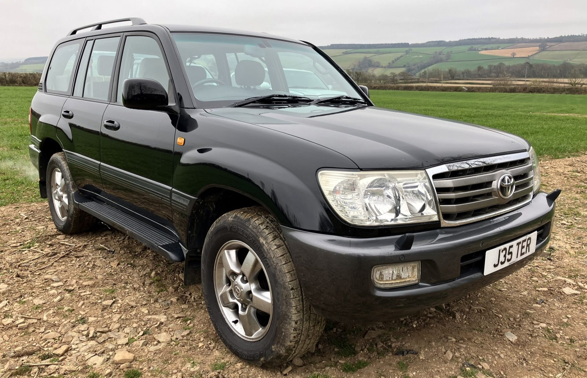 Jethro’s 2007 Toyota Land Cruiser, typically worth up to £35,000, is up for auction starting at just £2 alongside his farm gear, with viewings set in Devon this May.