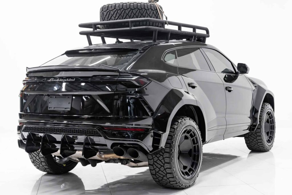 One-of-a-kind Lamborghini Urus Apocalypse Inferno super-SUV with 641 horsepower, custom off-road build and 33-inch tires hits auction with no guide price.