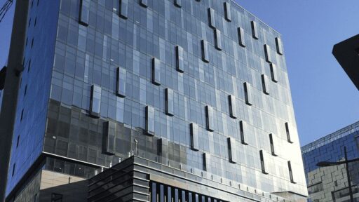 Hyundai Motor Group expands global connected car services by deploying HCloud on Equinix data centers, boosting performance, scalability, and in-car user experience worldwide.