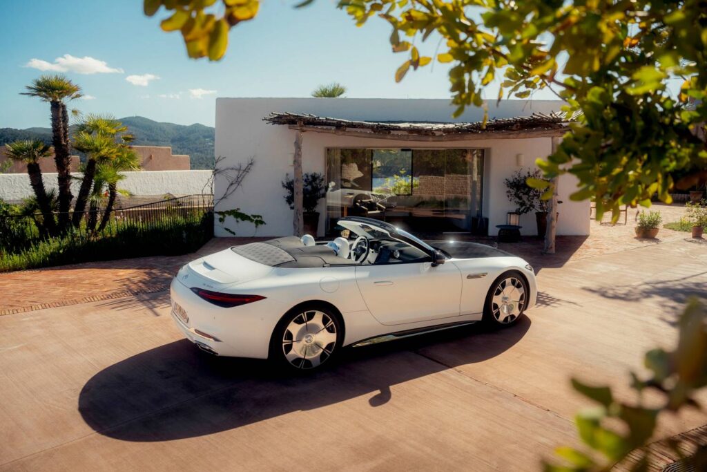 Mercedes-Maybach unveils the SL 680 Monogram Series, a 585 hp open-top luxury car blending elite performance, bespoke design, and handcrafted elegance in bold new form.
