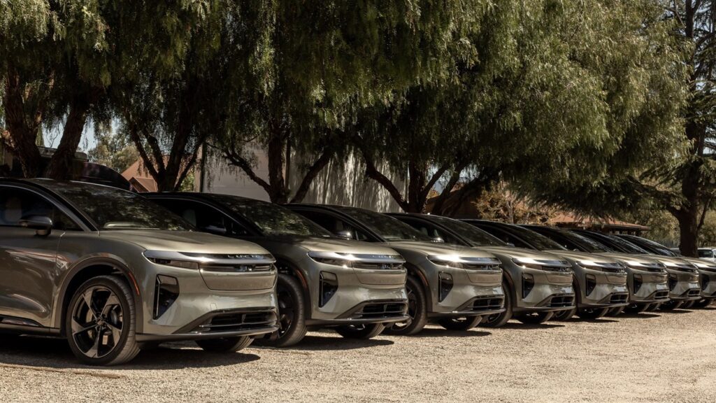 Lucid reports Q1 2025 results with 3,109 EV deliveries, $235M in revenue, and $5.76B liquidity, highlighting growth momentum and the launch of the Lucid Gravity SUV.