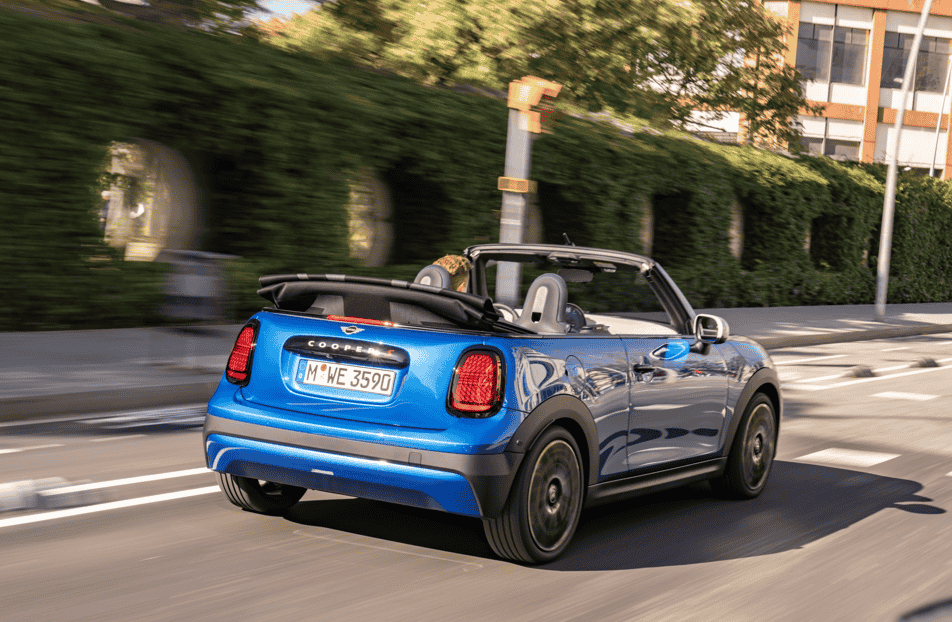 The MINI Cooper Convertible S debuts in Icy Sunshine Blue with a quick-fold roof, smart driver assists, and seven drive modes for a bold, personalized open-air experience.