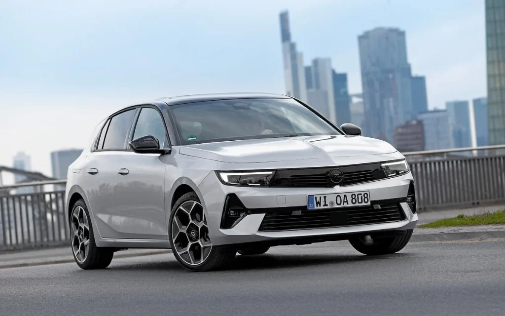 Opel celebrates 50 years of the Kadett City, the 1975 hatchback that redefined versatility and lives on through today’s innovative, tech-rich Astra lineup.