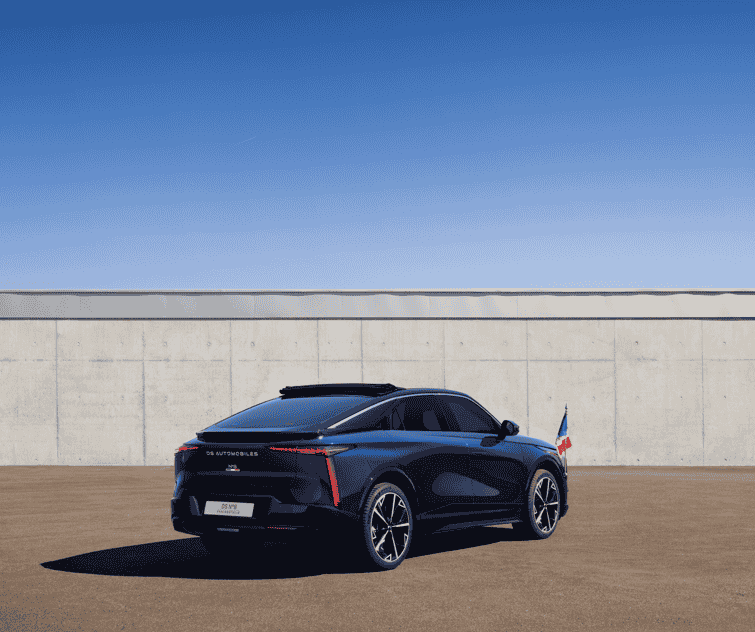 Unveiled for May 8 Armistice Day, the all-electric Presidential DS N°8 joins France’s official fleet, blending innovation, luxury, and heritage ahead of its 2025 launch.